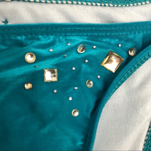 NWT Guess turquoise embellished 2piece swimsuit XS - Picture 6 of 6